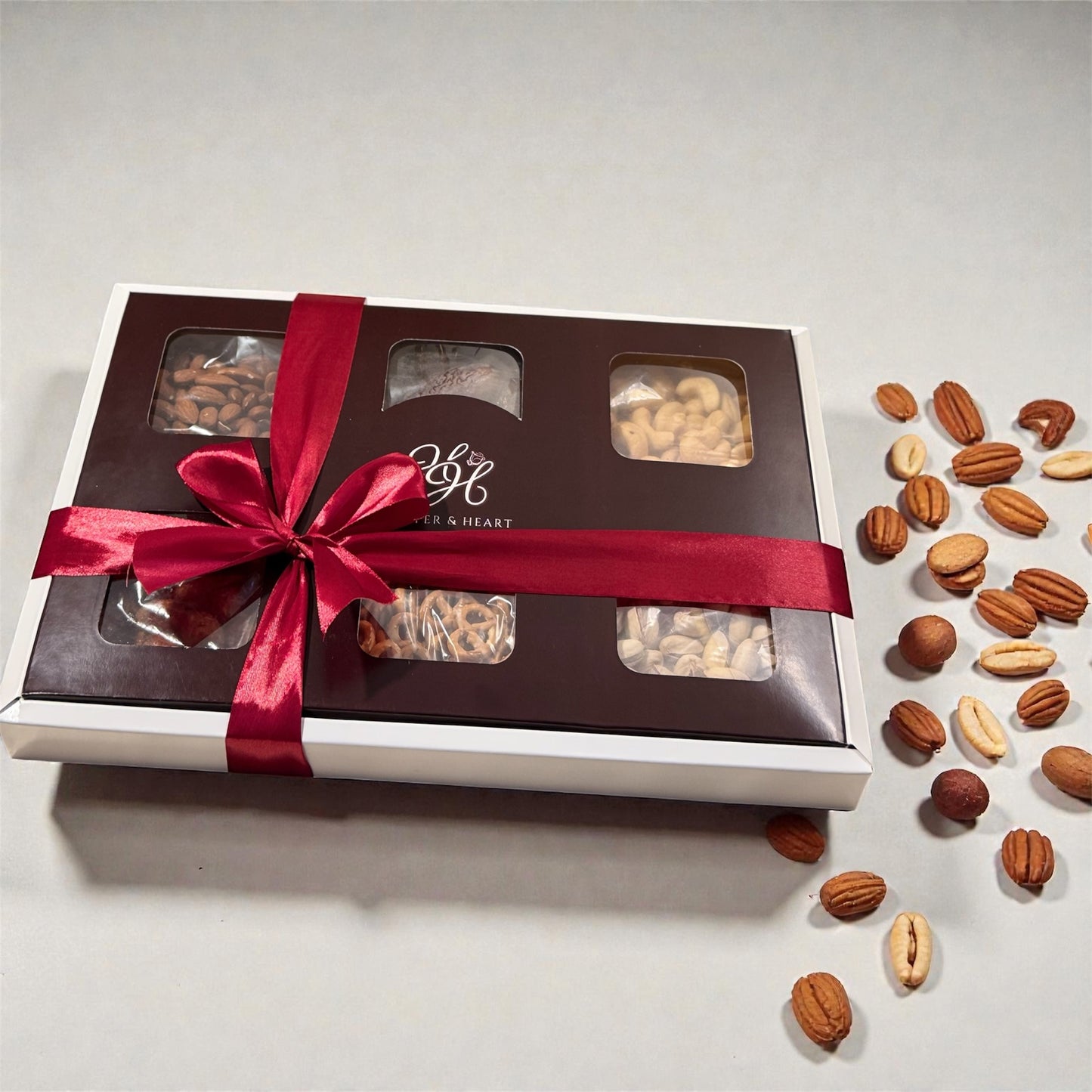6-IN-ONE Gourmet Hamper